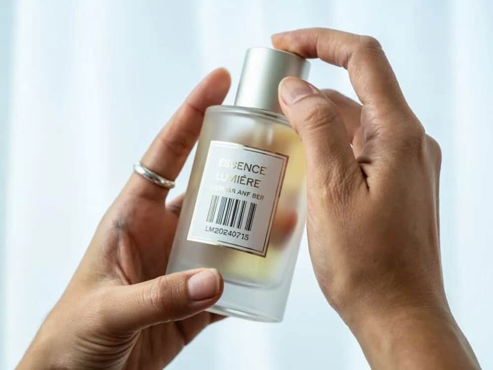 Perfumy na lotnisku: Oryginalne czy podróbka? Sprawdź!